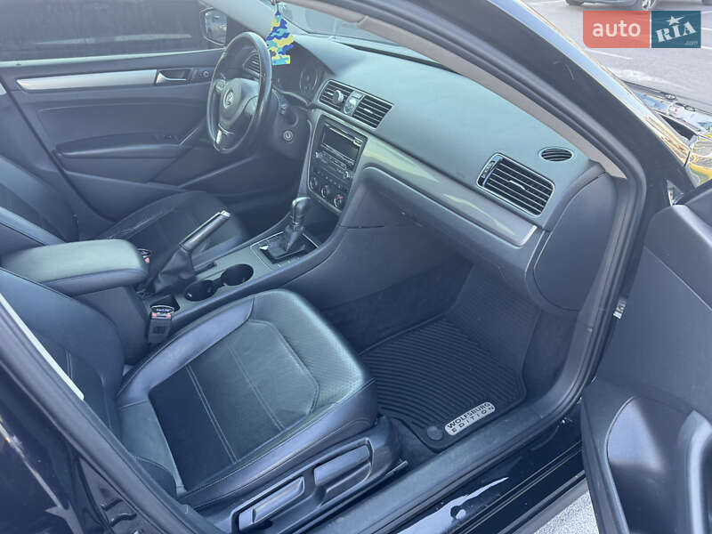 Седан Volkswagen Passat 2014 в Киеве фото 11 Седан Volkswagen Passat 2014 в Киеве