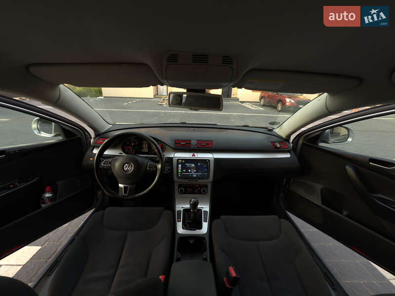 Универсал Volkswagen Passat 2010 в Ужгороде