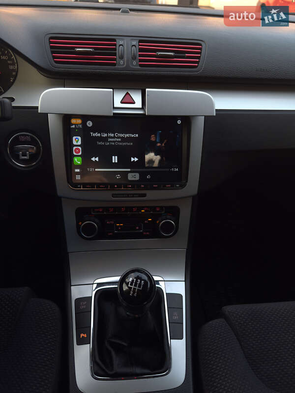 Универсал Volkswagen Passat 2010 в Ужгороде