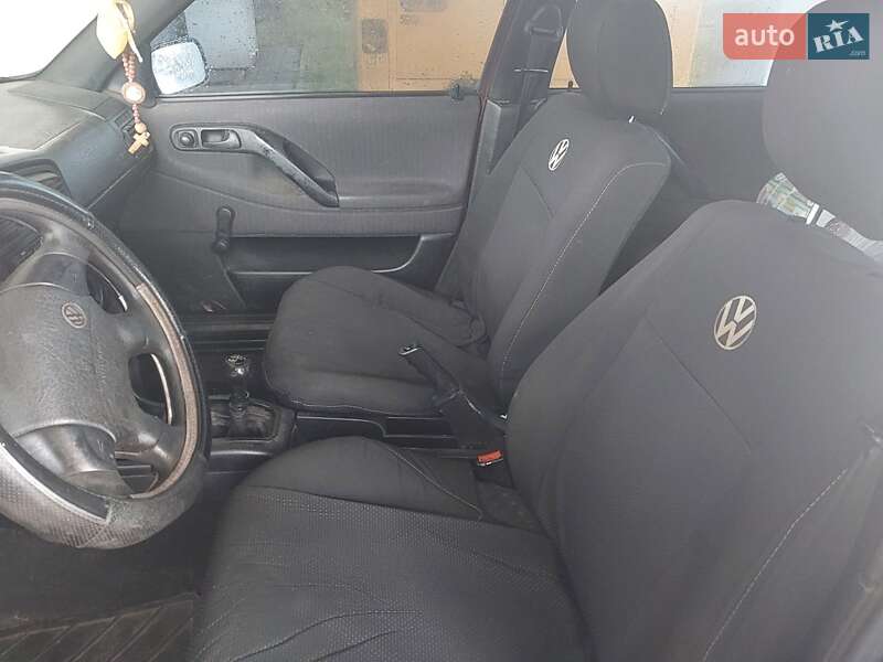 Седан Volkswagen Passat 1994 в Стрию