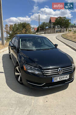Седан Volkswagen Passat 2012 в Николаеве