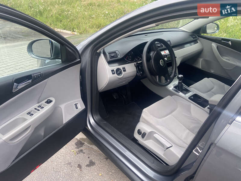 Універсал Volkswagen Passat 2007 в Дубні