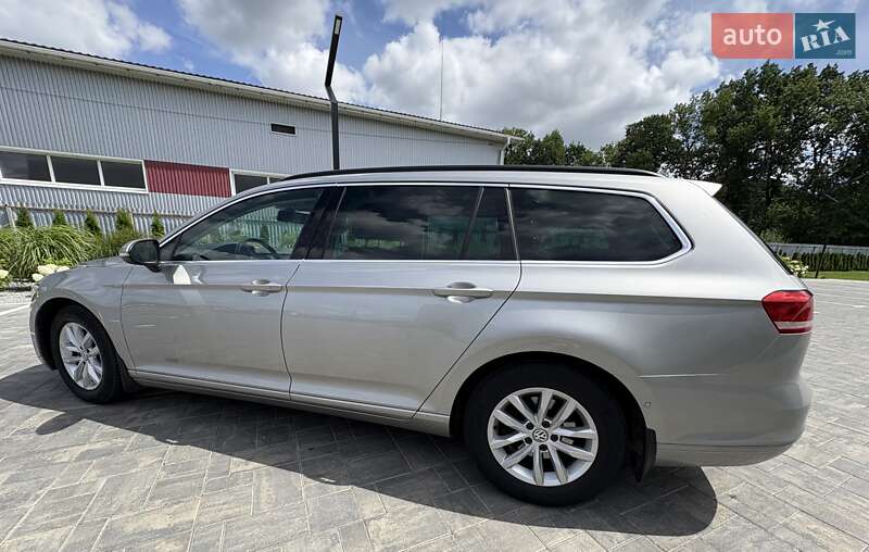 Універсал Volkswagen Passat 2016 в Луцьку