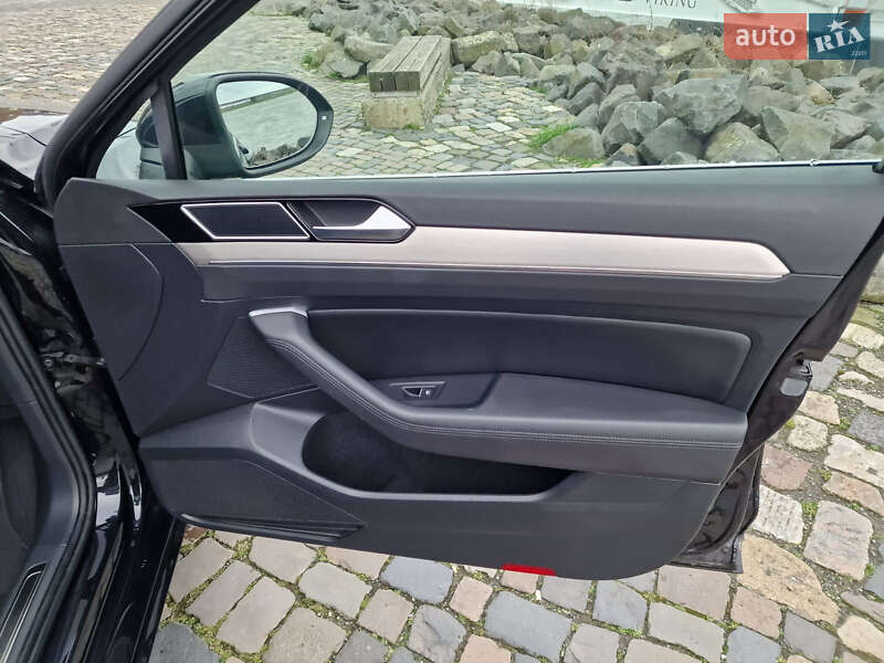 Универсал Volkswagen Passat 2018 в Новом Буге