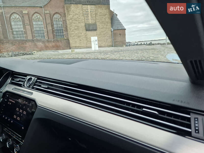 Универсал Volkswagen Passat 2018 в Новом Буге