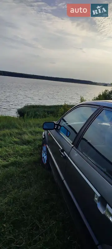 Volkswagen Passat 1992