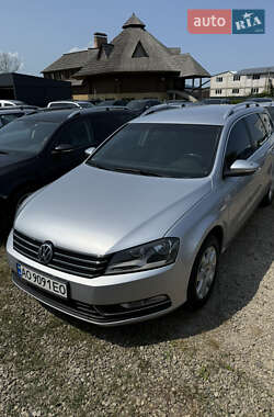 Универсал Volkswagen Passat 2011 в Тячеве