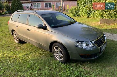 Универсал Volkswagen Passat 2005 в Луцке