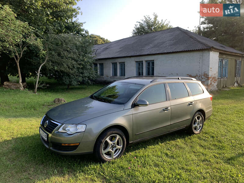 Универсал Volkswagen Passat 2005 в Луцке
