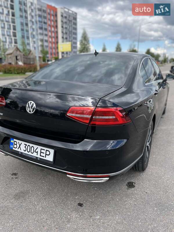 Седан Volkswagen Passat 2018 в Києві
