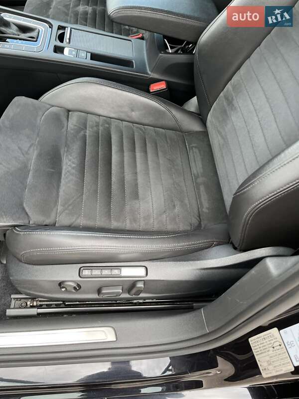 Седан Volkswagen Passat 2018 в Києві