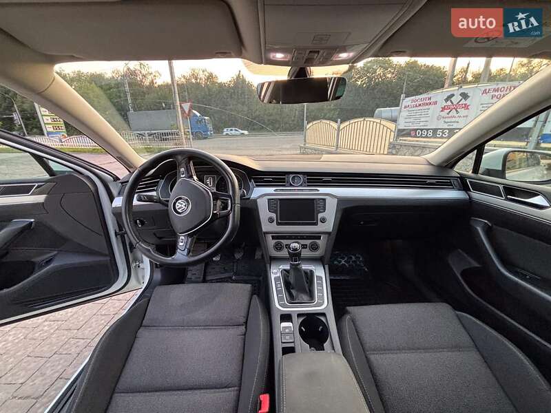 Универсал Volkswagen Passat 2015 в Тернополе фото 14 Универсал Volkswagen Passat 2015 в Тернополе
