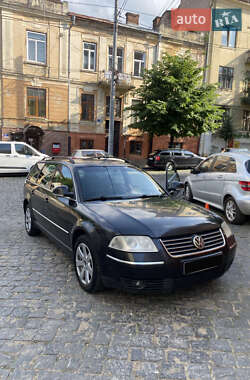 Универсал Volkswagen Passat 2004 в Черновцах