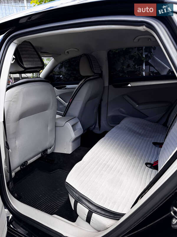 Седан Volkswagen Passat 2016 в Чемерівцях