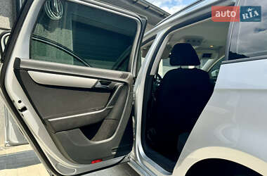 Универсал Volkswagen Passat 2011 в 