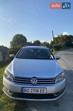 Универсал Volkswagen Passat 2011 в Теребовле