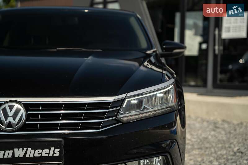 Седан Volkswagen Passat 2016 в Чернівцях фото 18 Седан Volkswagen Passat 2016 в Чернівцях