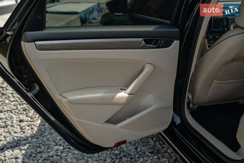 Седан Volkswagen Passat 2016 в Чернівцях фото 49 Седан Volkswagen Passat 2016 в Чернівцях