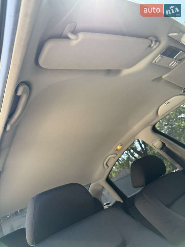 Седан Volkswagen Passat 2000 в Киеве