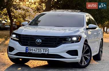 Седан Volkswagen Passat 2020 в Одессе