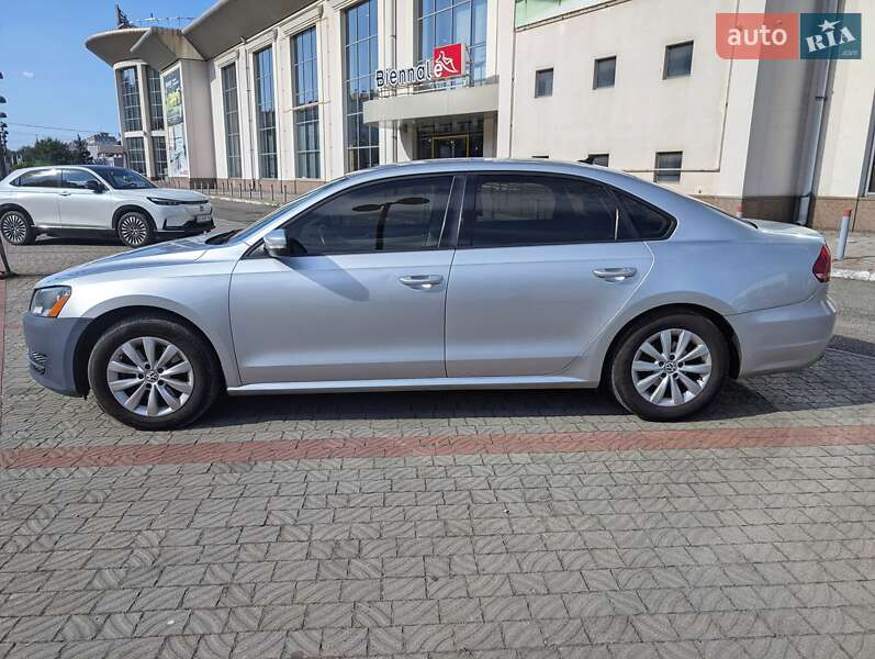 Седан Volkswagen Passat 2013 в Днепре фото 3 Седан Volkswagen Passat 2013 в Днепре