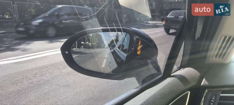 Седан Volkswagen Passat 2015 в Хмельницькому