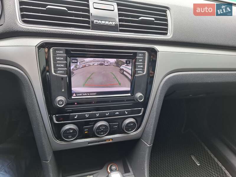 Седан Volkswagen Passat 2018 в Полтаве