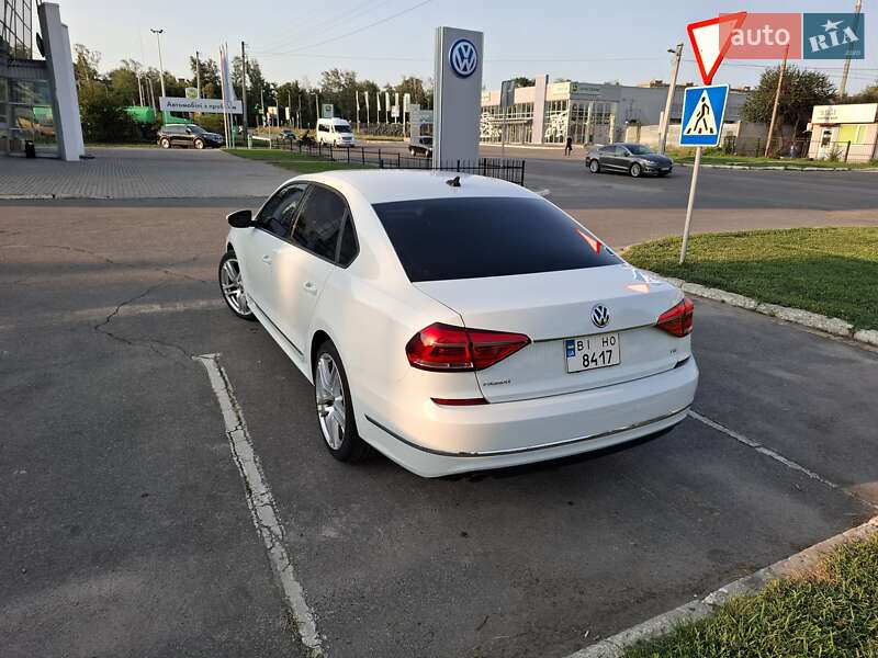 Седан Volkswagen Passat 2018 в Полтаве