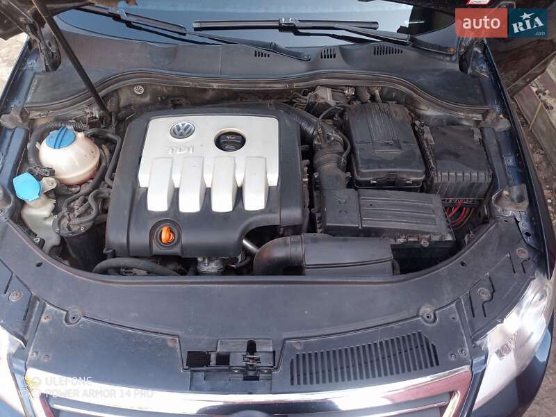 Седан Volkswagen Passat 2006 в Теофиполе