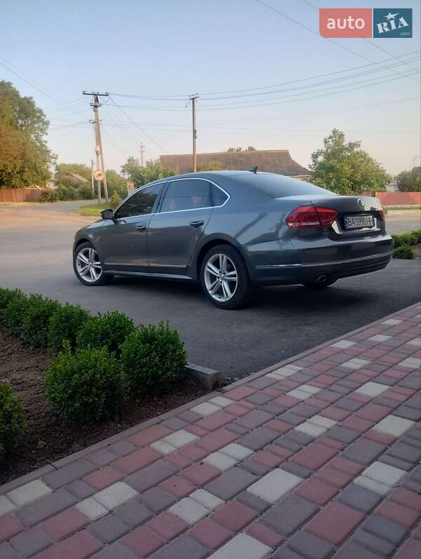 Седан Volkswagen Passat 2014 в Голованевске
