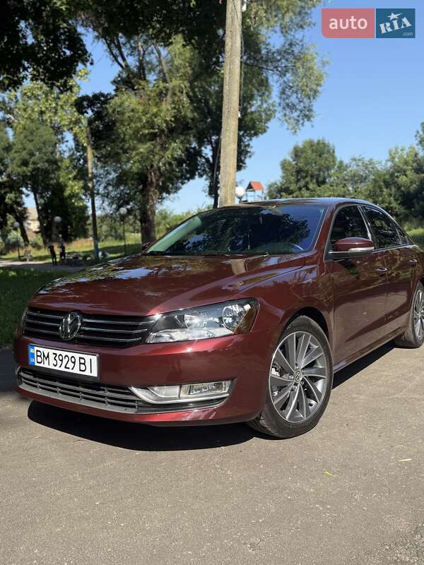 Седан Volkswagen Passat 2013 в Глухове