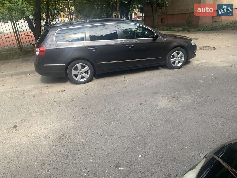 Универсал Volkswagen Passat 2010 в Львове