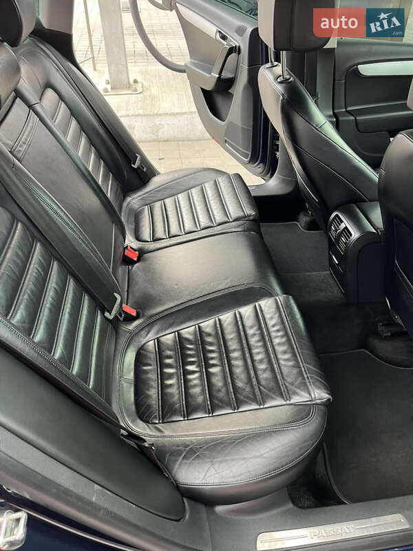 Універсал Volkswagen Passat 2012 в Львові