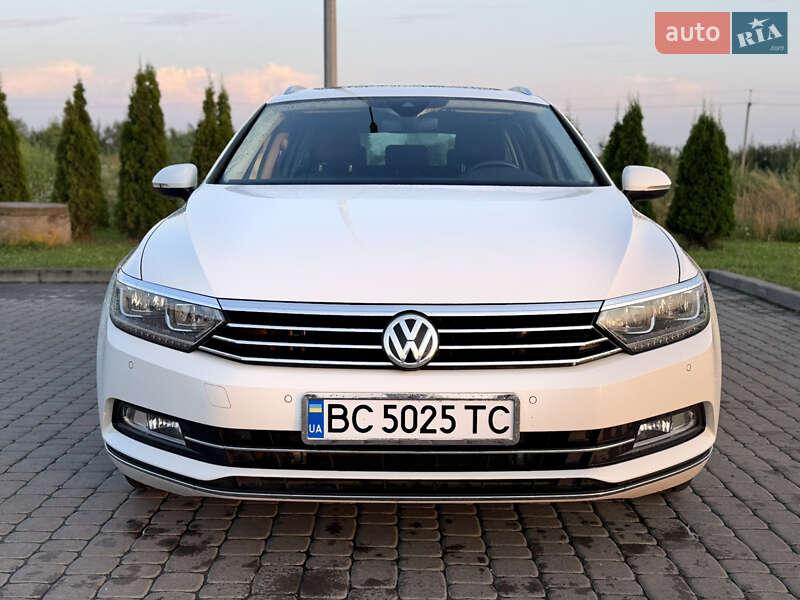 Універсал Volkswagen Passat 2017 в Львові фото 4 Універсал Volkswagen Passat 2017 в Львові