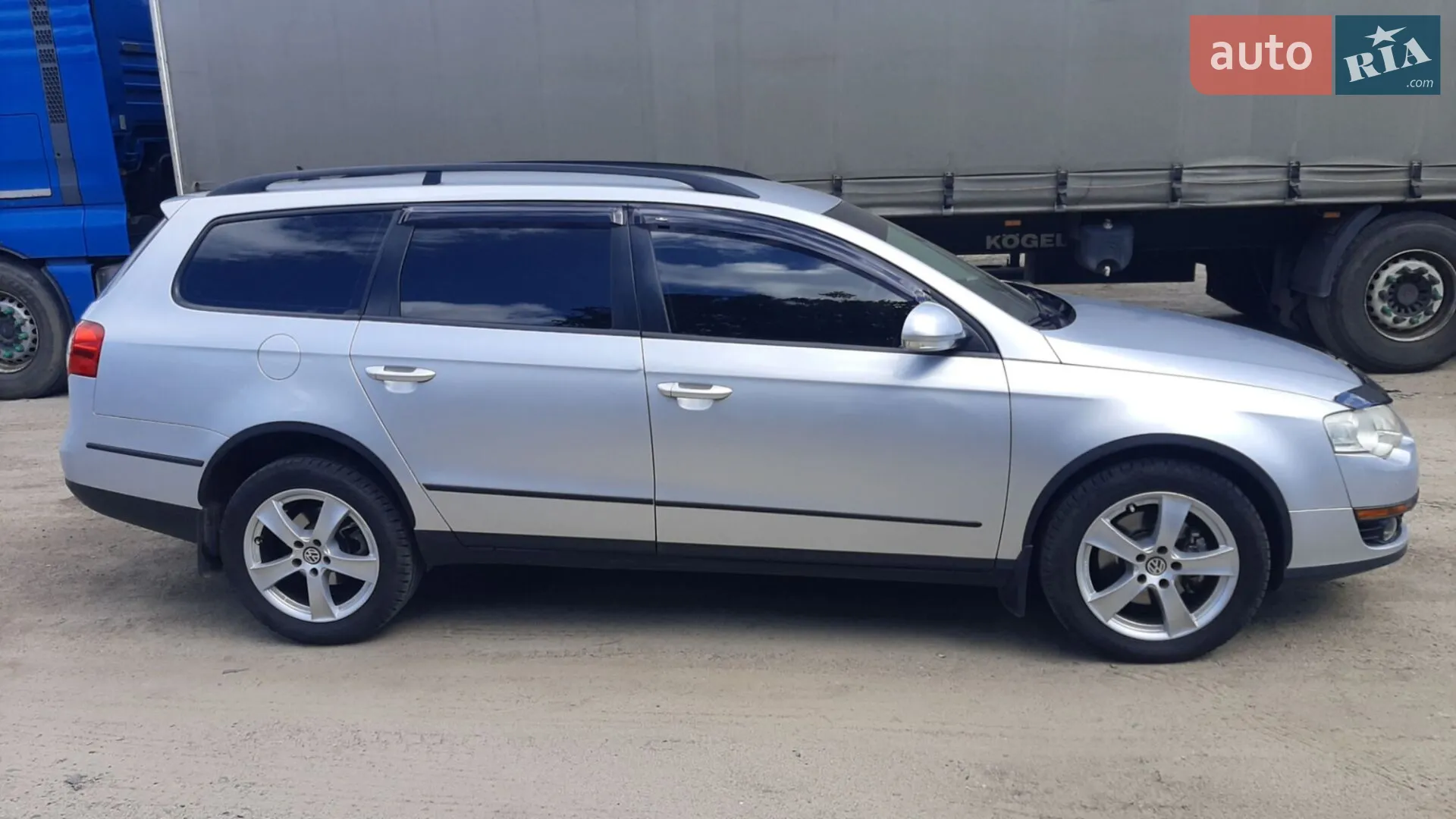 2010 Volkswagen Passat - мініатюра 6