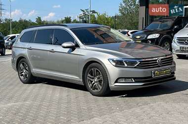 Універсал Volkswagen Passat 2016 в Чернівцях