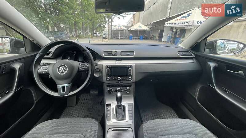 Универсал Volkswagen Passat 2012 в Луцке фото 3 Универсал Volkswagen Passat 2012 в Луцке
