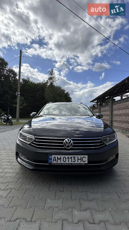 Универсал Volkswagen Passat 2016 в Ровно