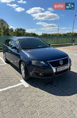 Універсал Volkswagen Passat 2006 в Вінниці