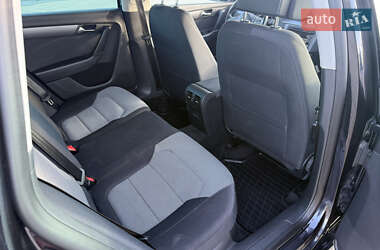 Универсал Volkswagen Passat 2011 в 