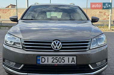 Універсал Volkswagen Passat 2012 в Івано-Франківську