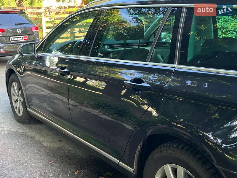 Універсал Volkswagen Passat 2019 в Києві