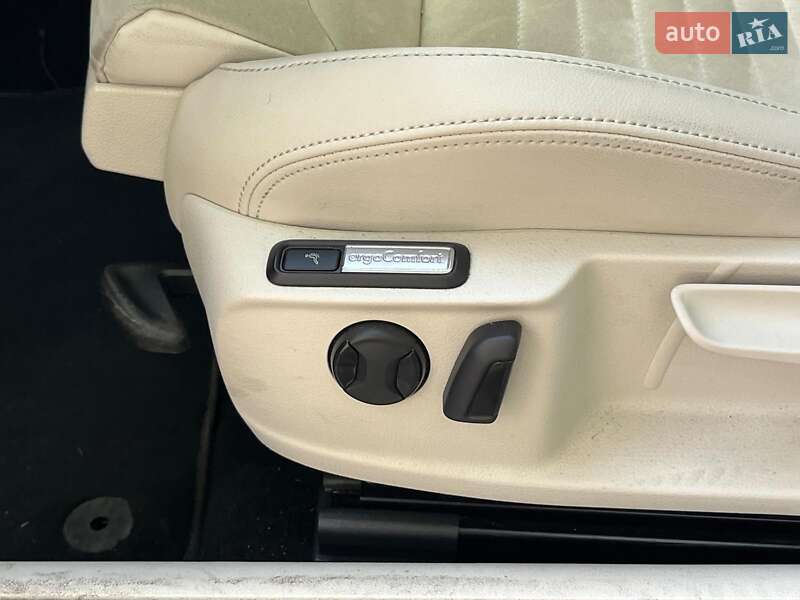 Універсал Volkswagen Passat 2019 в Києві