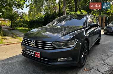Універсал Volkswagen Passat 2017 в Києві