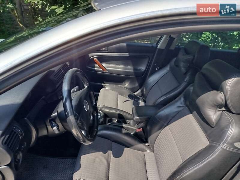 Універсал Volkswagen Passat 2003 в Ковелі