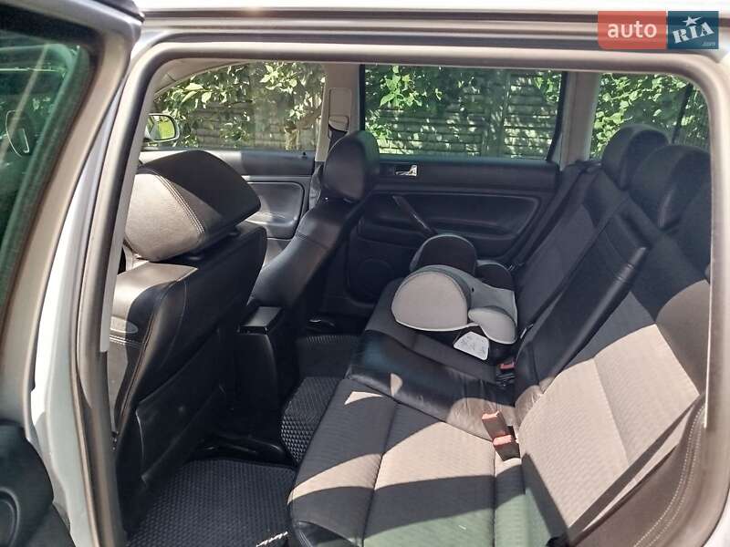 Універсал Volkswagen Passat 2003 в Ковелі