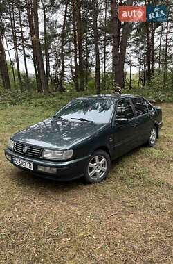 Седан Volkswagen Passat 1996 в Львові