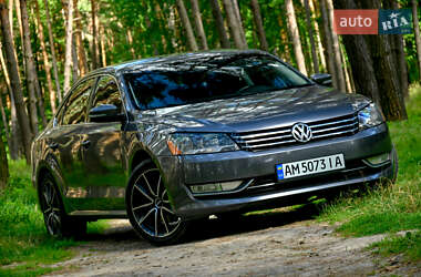Седан Volkswagen Passat 2012 в Бердичеві