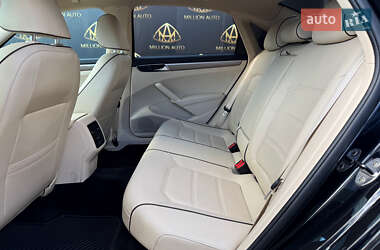 Седан Volkswagen Passat 2017 в Киеве