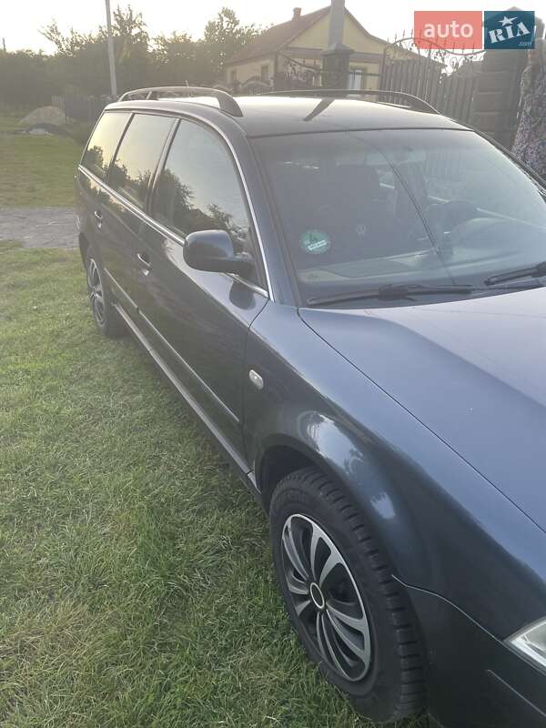 Универсал Volkswagen Passat 2001 в Луцке